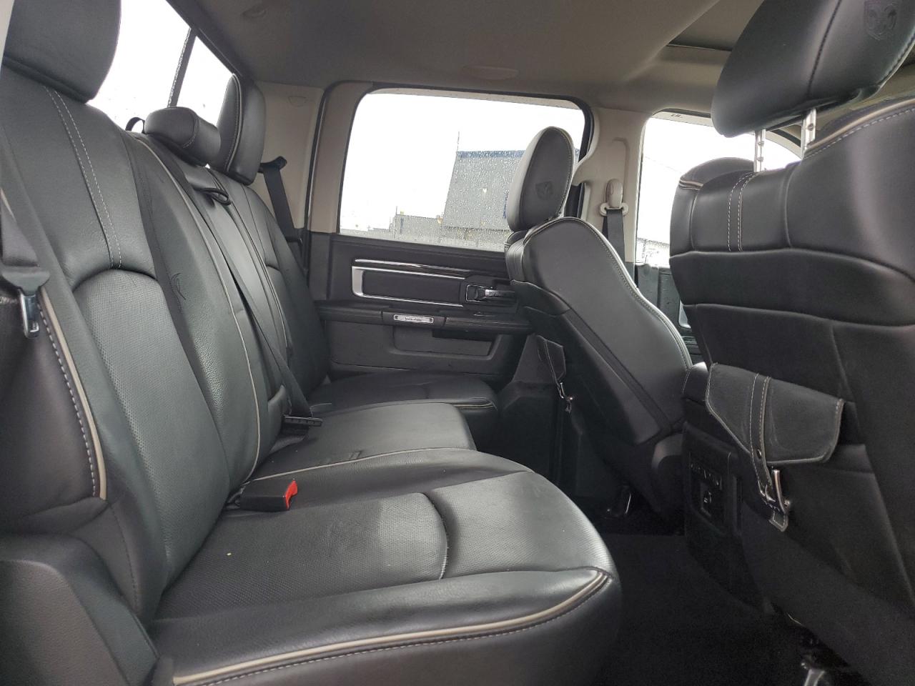 1C6RR7PT3ES325668 2014 Ram 1500 Longhorn