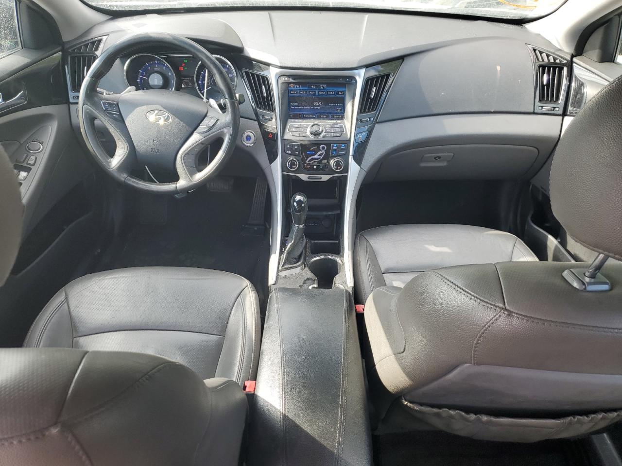 5NPEC4AB7CH369384 2012 Hyundai Sonata Se