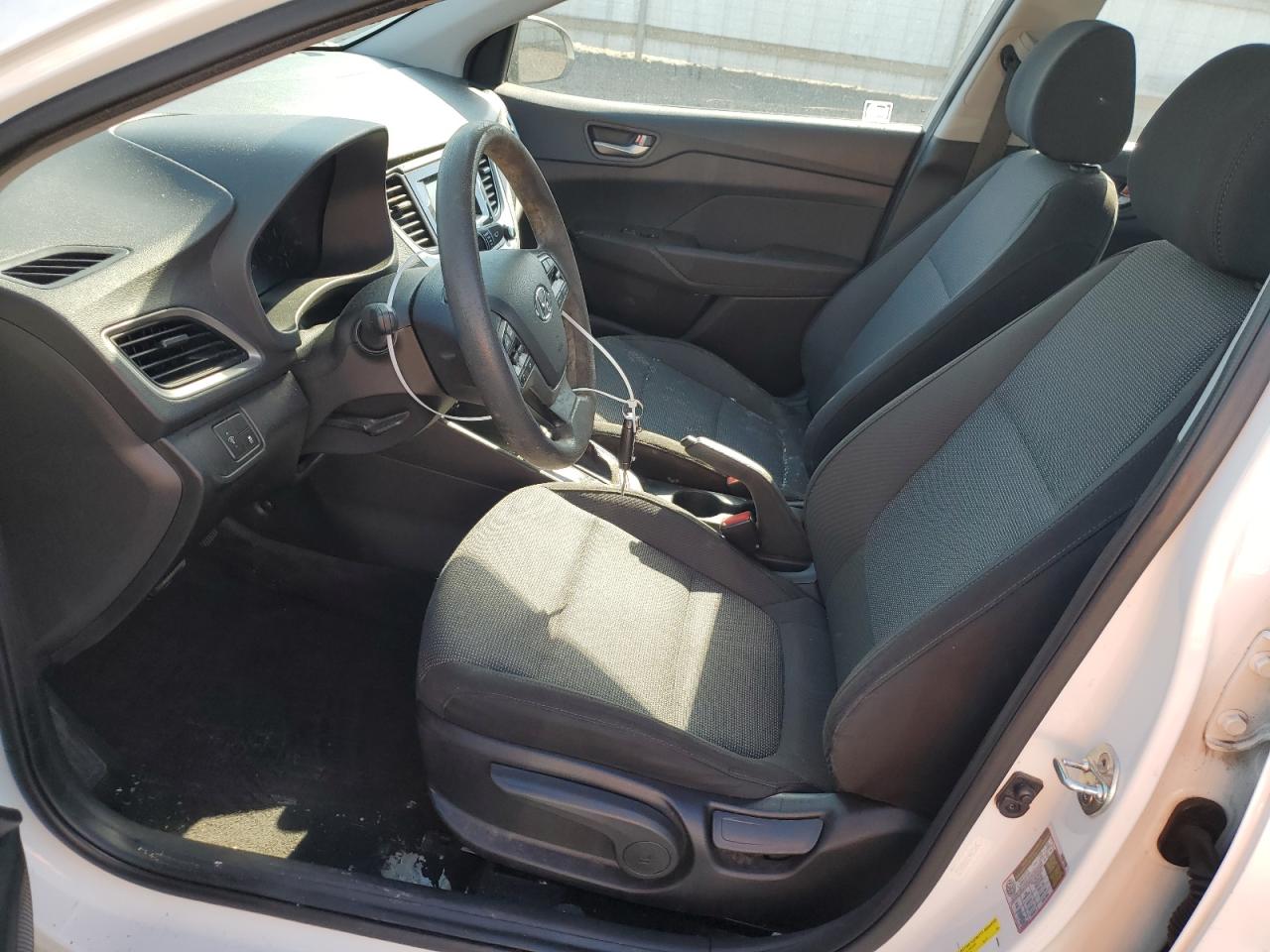 3KPC24A37KE043137 2019 Hyundai Accent Se