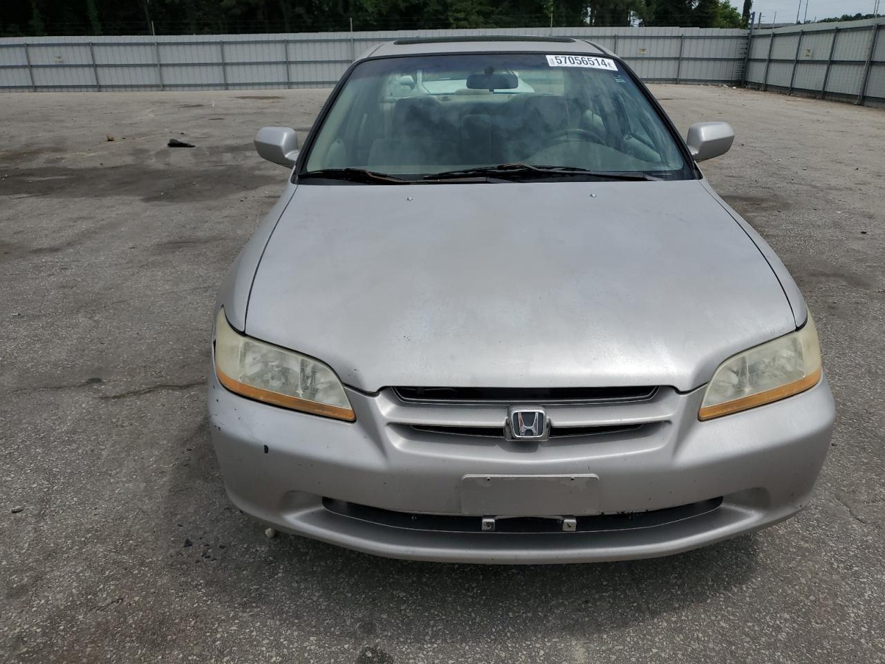 1HGCG6676XA038824 1999 Honda Accord Ex