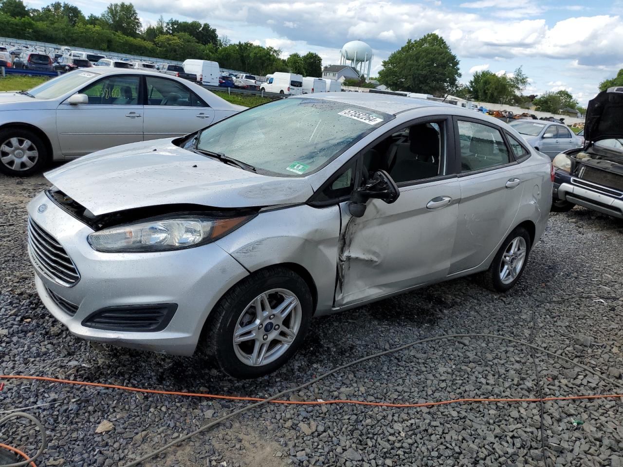 2018 Ford Fiesta Se vin: 3FADP4BJ6JM111165