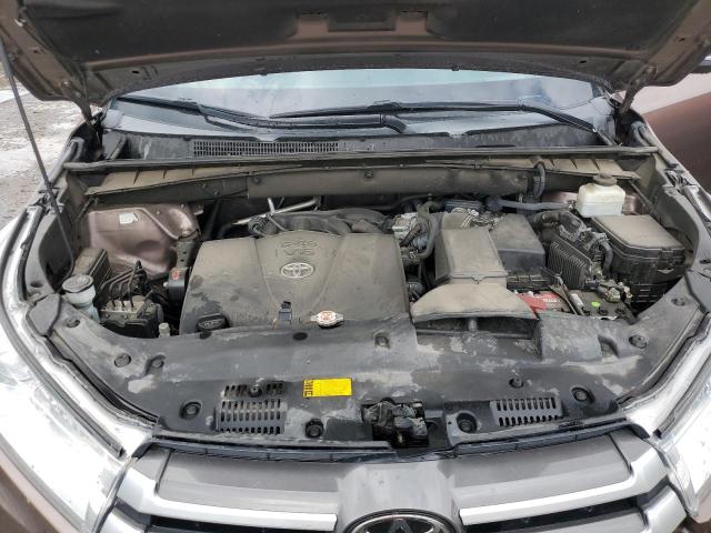 2018 Toyota Highlander Se VIN: 5TDJZRFH7JS880477 Lot: 59174294