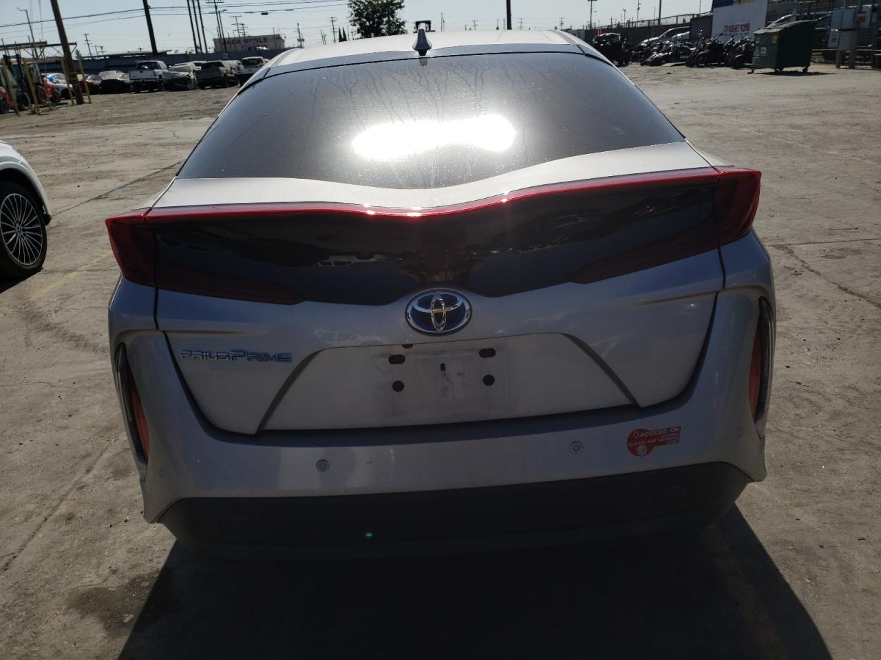 2017 Toyota Prius Prime vin: JTDKARFP0H3028325