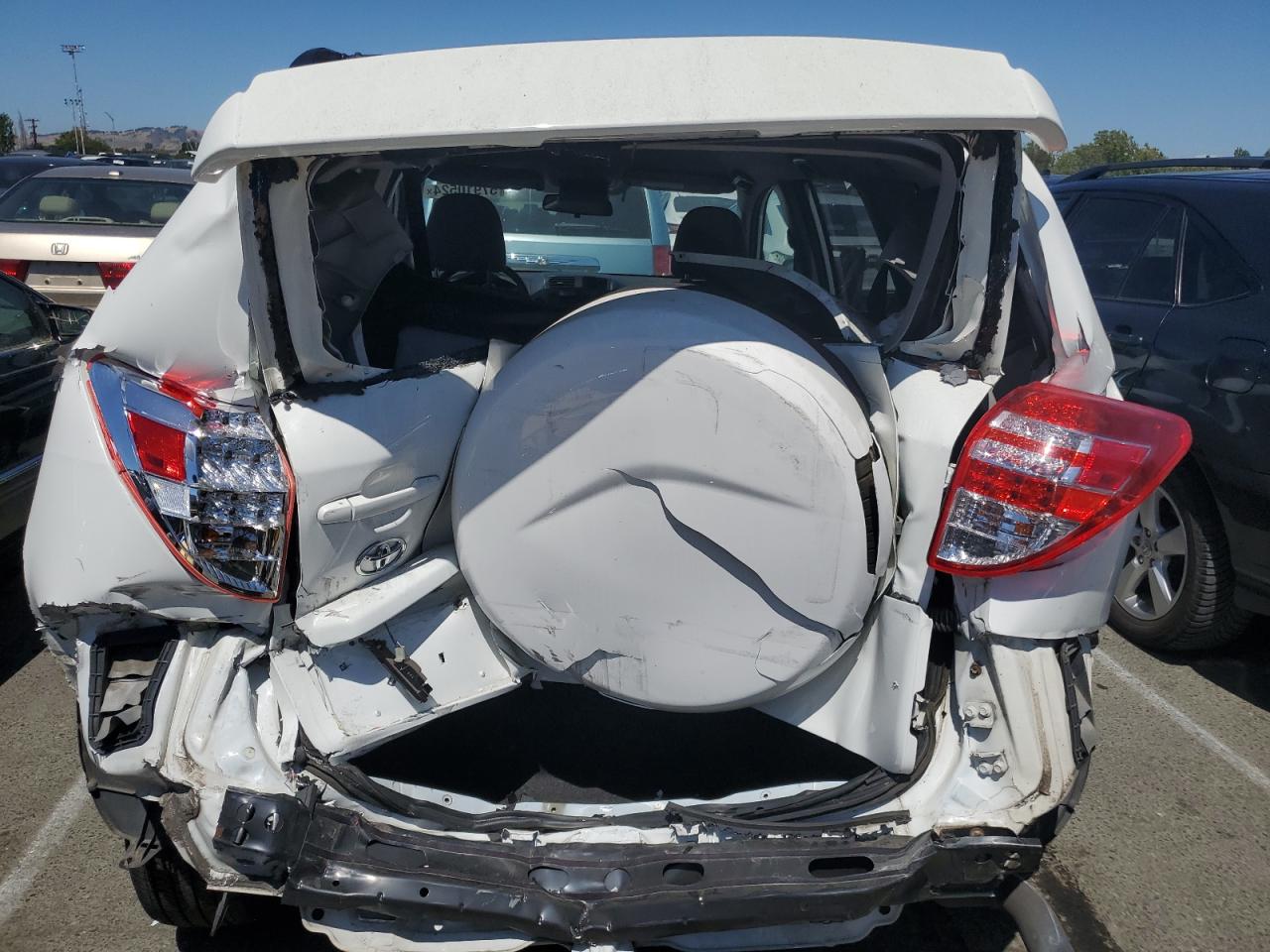 2T3BF4DV9BW094673 2011 Toyota Rav4