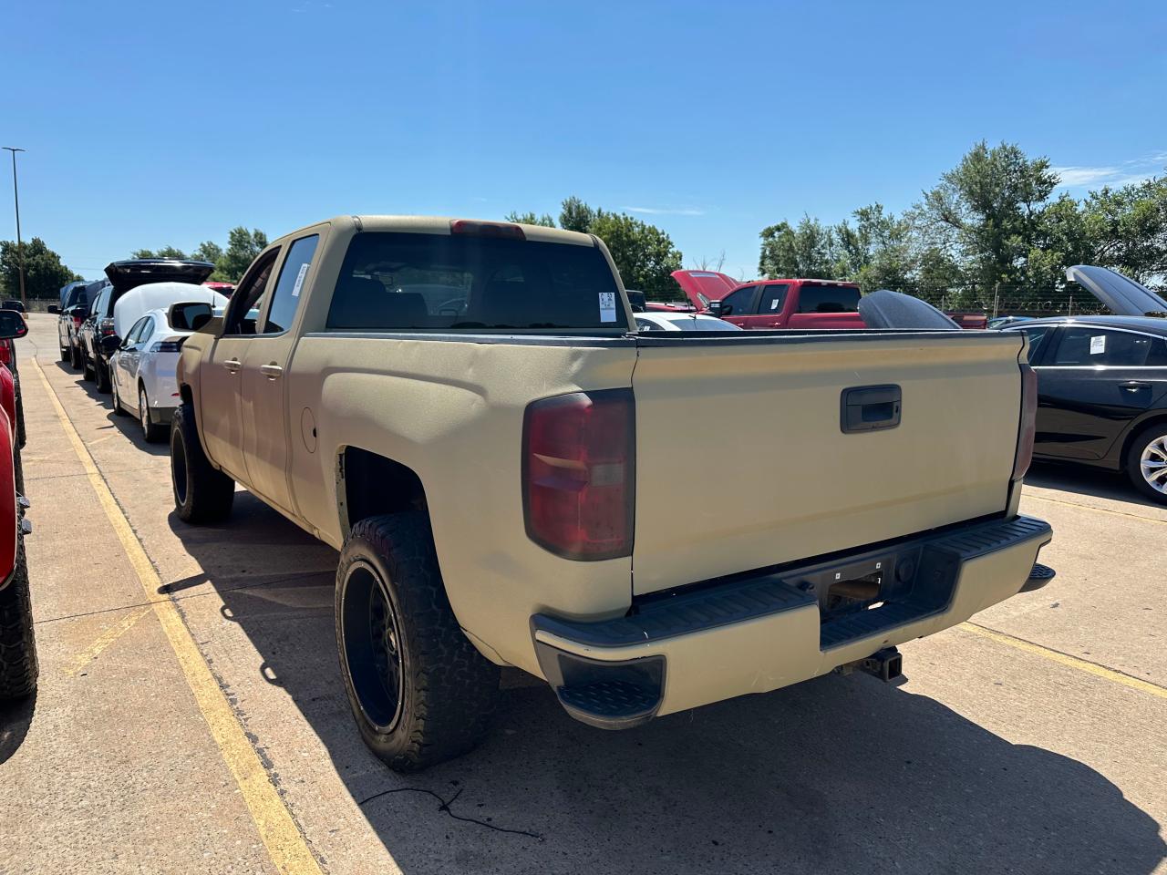 2017 Chevrolet Silverado C1500 Lt vin: 1GCRCREC1HZ320568