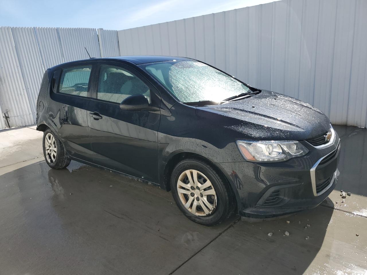 2020 Chevrolet Sonic vin: 1G1JG6SB4L4128653