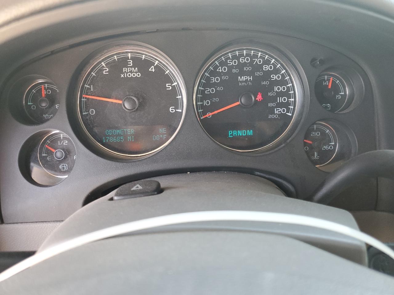 1GNSKBE08BR109710 2011 Chevrolet Tahoe K1500 Lt