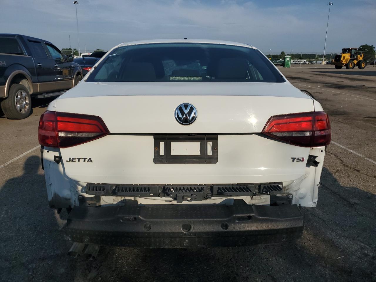 2017 Volkswagen Jetta S vin: 3VW2B7AJ8HM349822