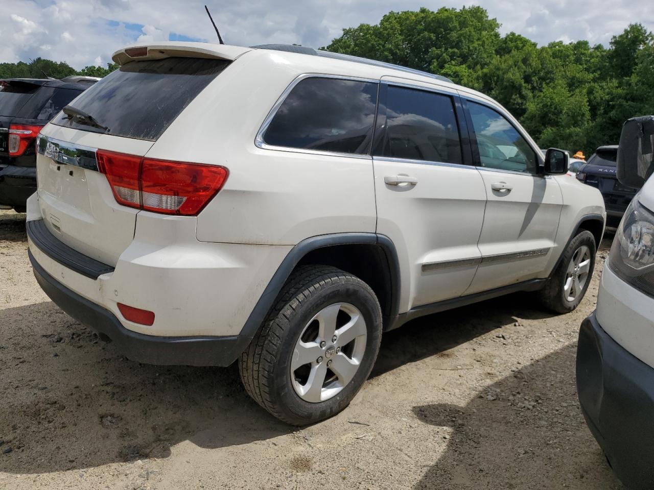 2012 Jeep Grand Cherokee Laredo vin: 1C4RJFAG9CC297873