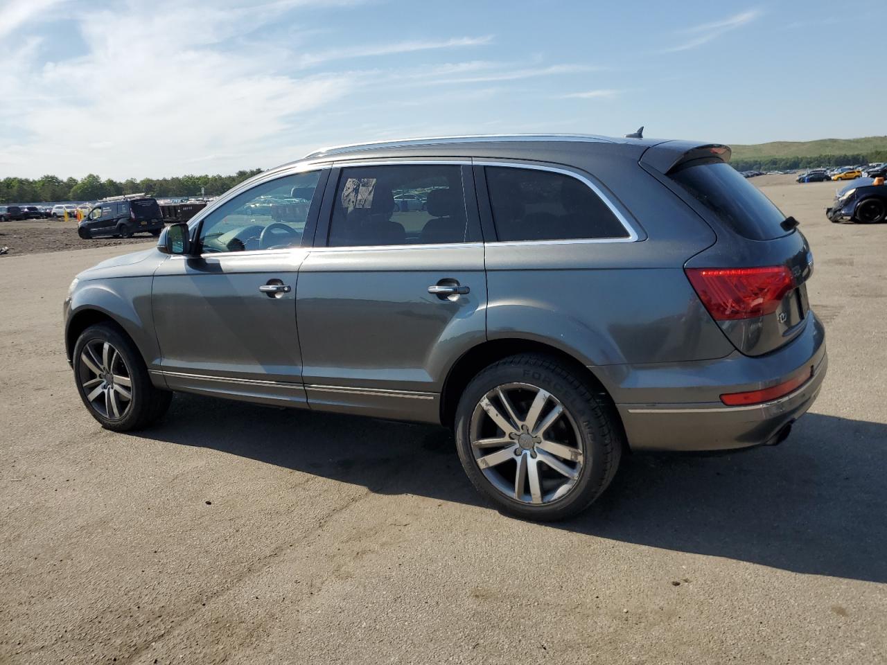 2014 Audi Q7 Premium Plus vin: WA1LGAFE4ED006895