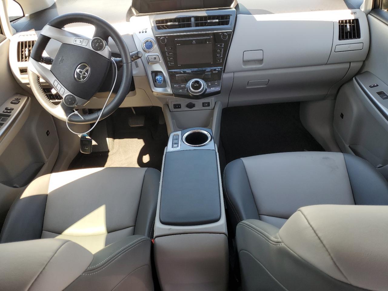 JTDZN3EU7HJ060921 TOYOTA PRIUS 2017