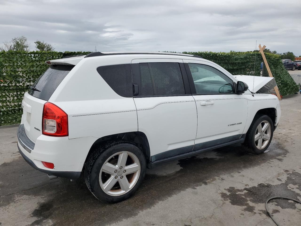 1J4NT5FBXBD272015 2011 Jeep Compass Limited