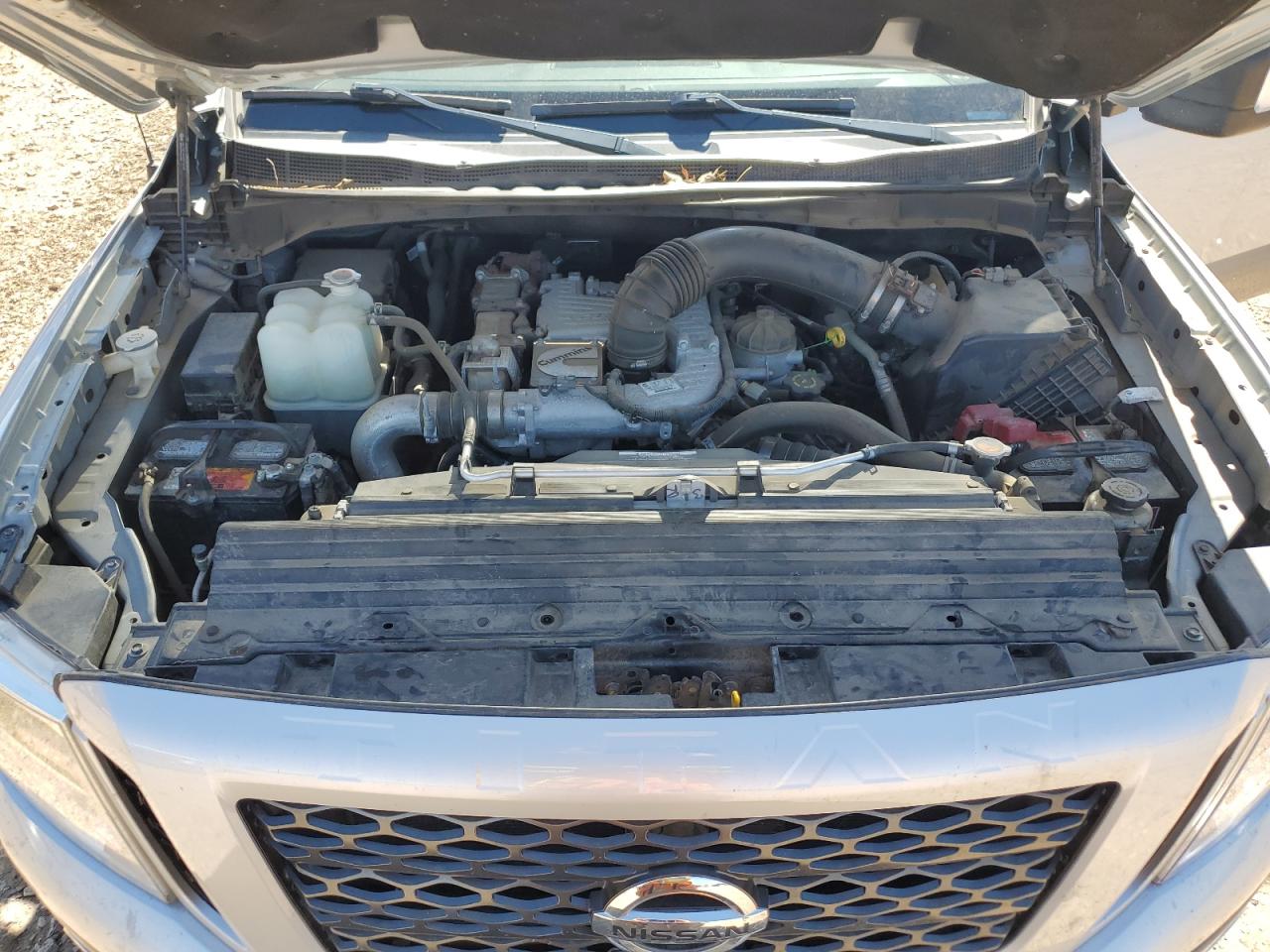 1N6BA1F48HN525325 2017 Nissan Titan Xd Sl