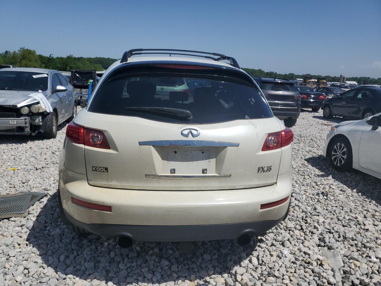 JNRAS08W74X213810 2004 Infiniti Fx35