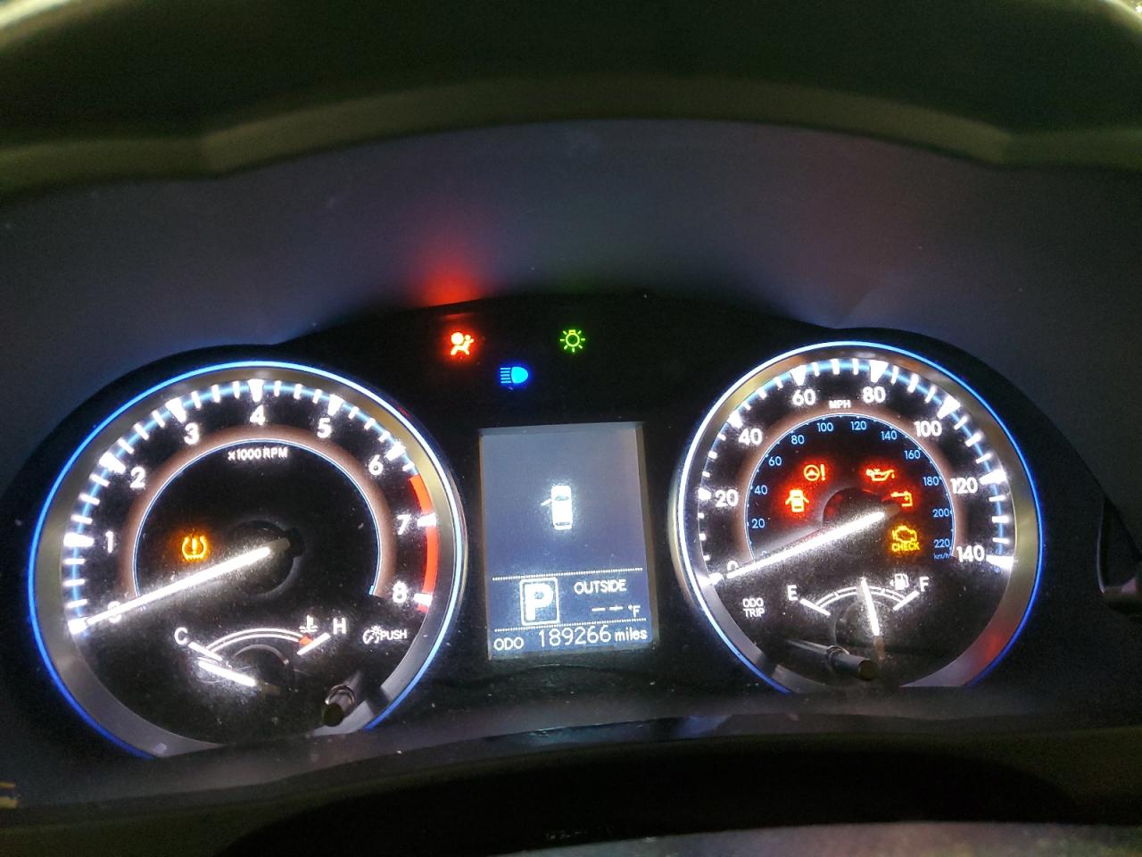 5TDBKRFH2FS199465 2015 Toyota Highlander Le