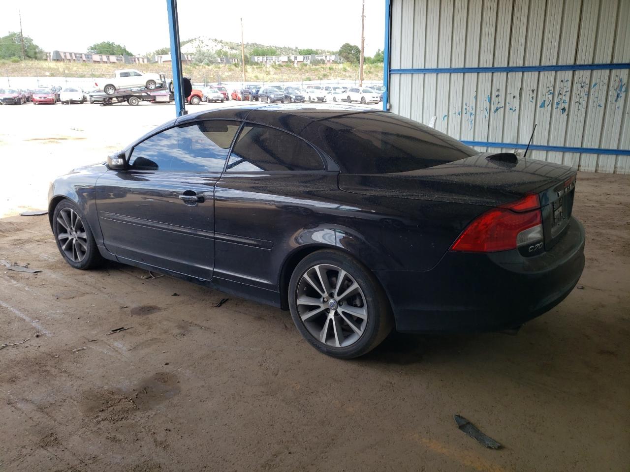 Lot #2921573821 2011 VOLVO C70 T5