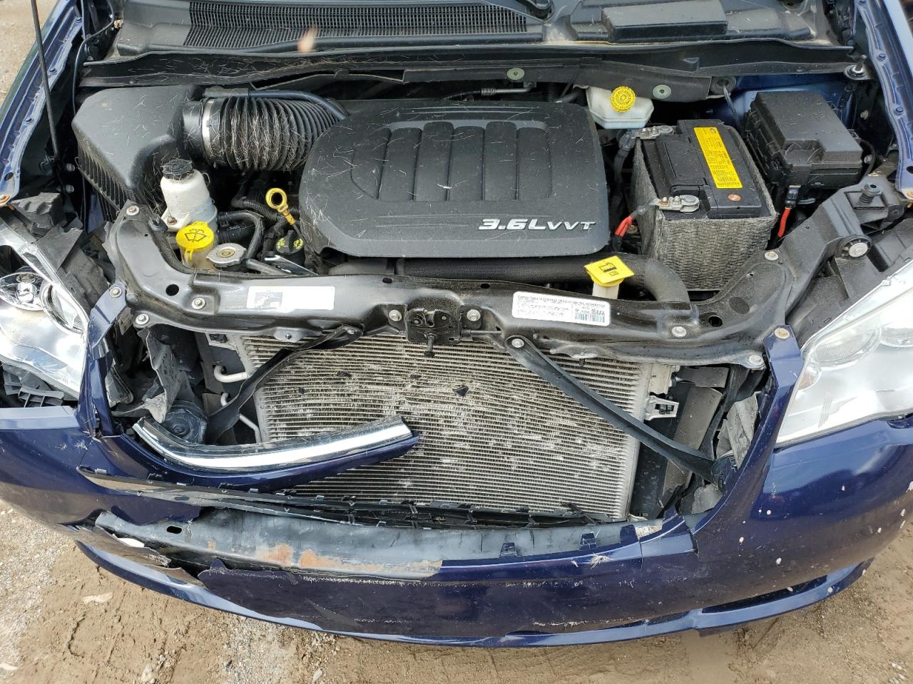 2C4RC1CG2ER231735 2014 Chrysler Town & Country Touring L