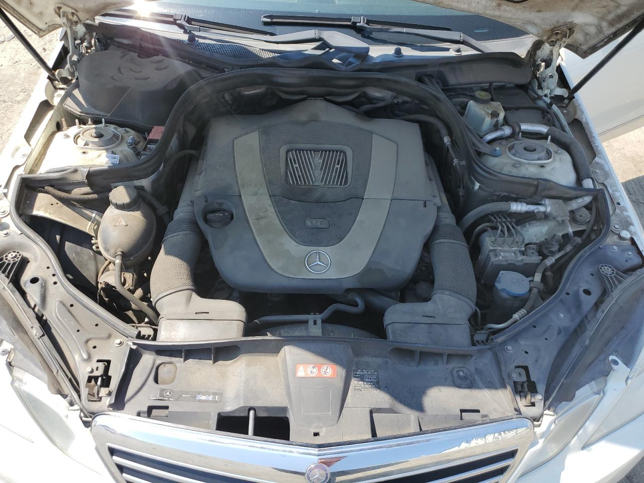 WDDHF8HBXBA480881 2011 Mercedes-Benz E 350 4Matic