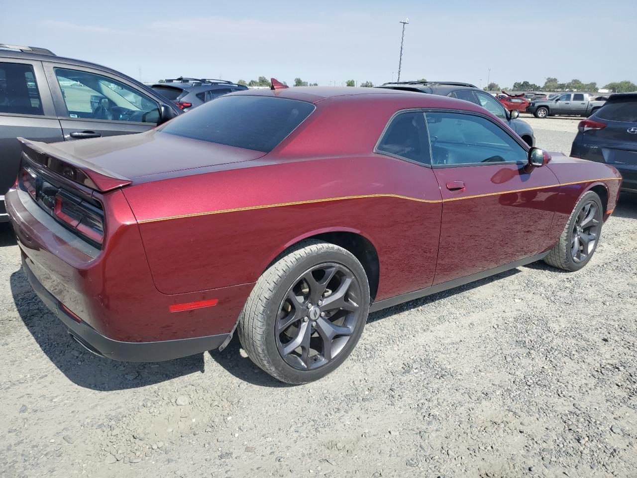 2C3CDZAG7JH339647 2018 Dodge Challenger Sxt