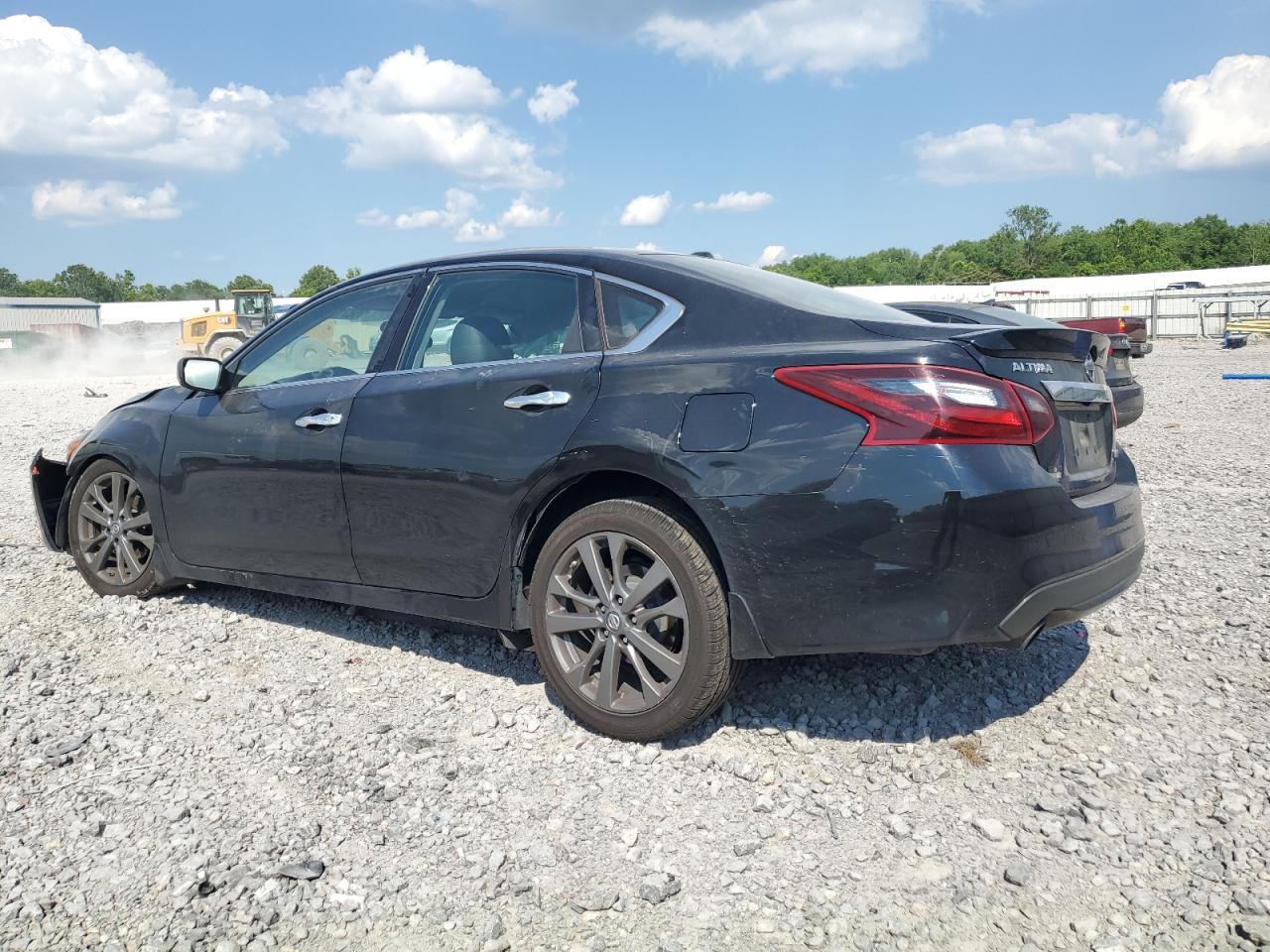 2018 Nissan Altima 2.5 vin: 1N4AL3AP9JC230876