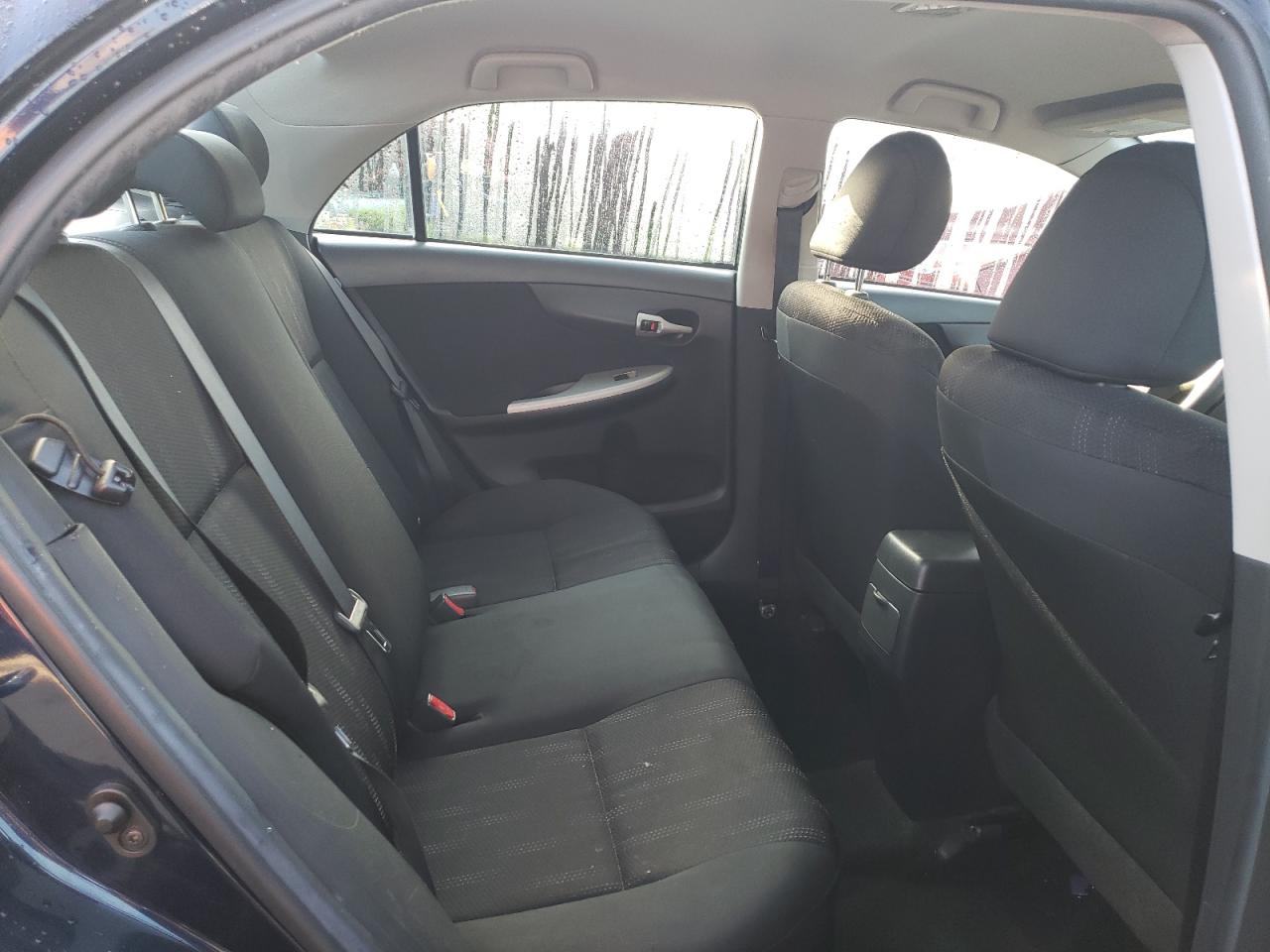 2T1BU4EE0BC556634 2011 Toyota Corolla Base