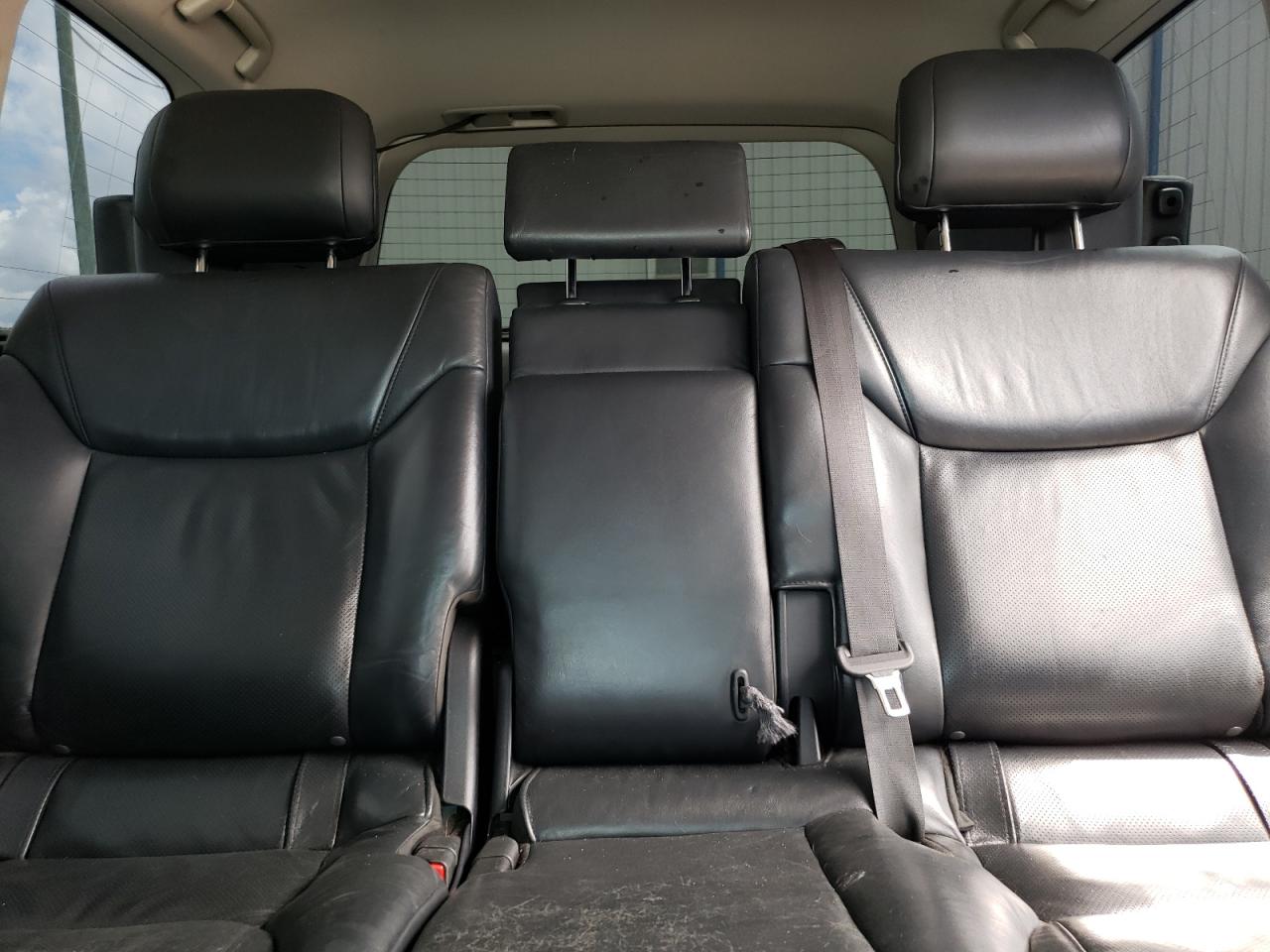 JTJHY7AX9B4058567 2011 Lexus Lx 570