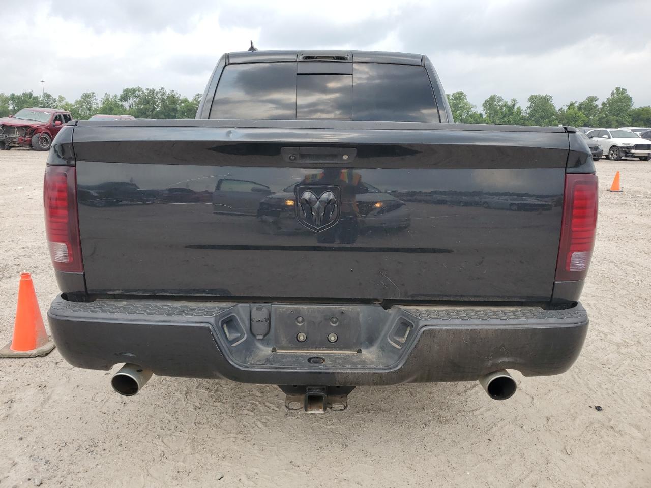 1C6RR6MT2HS713056 2017 Ram 1500 Sport