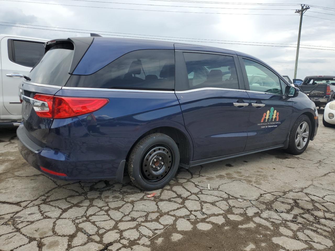 2019 Honda Odyssey Exl vin: 5FNRL6H71KB022810