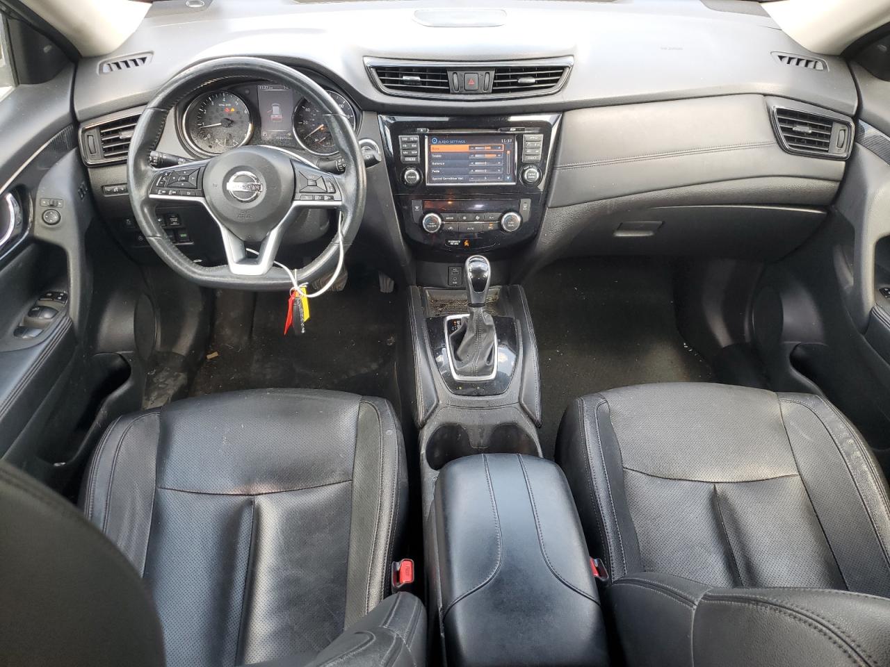 5N1AT2MV3HC738877 NISSAN ROGUE 2017