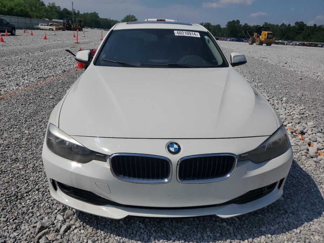 WBA3B1C54EK132725 2014 BMW 320 I