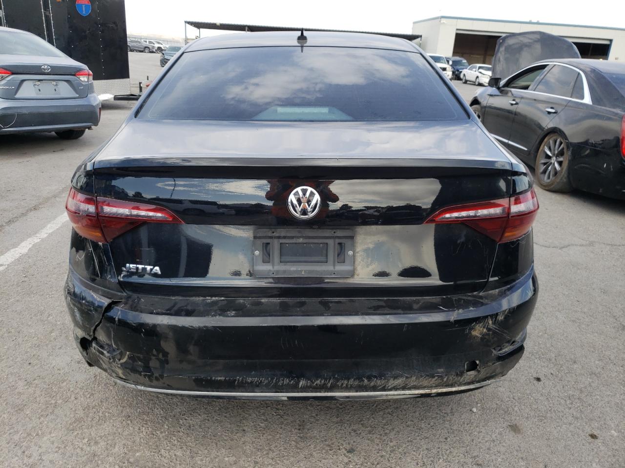 2019 Volkswagen Jetta S vin: 3VWC57BU3KM197900