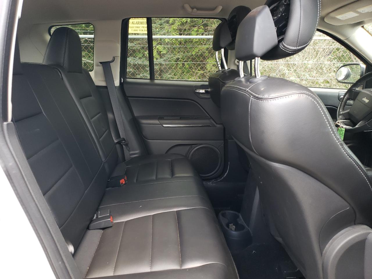 1J4NF5FB8AD581567 2010 Jeep Compass Limited