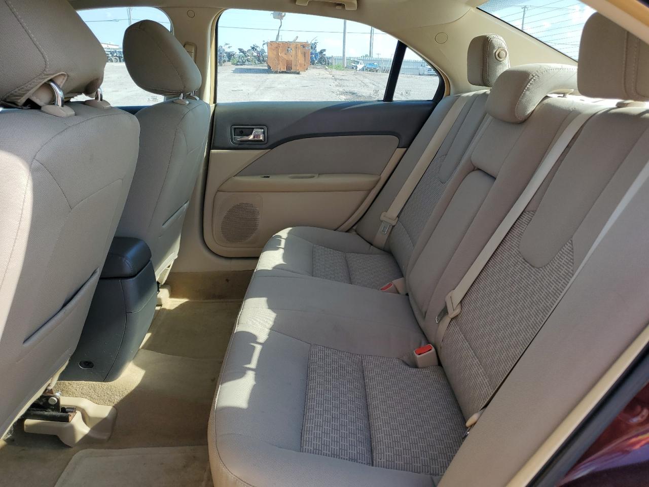 3FAHP0HA4CR436985 2012 Ford Fusion Se