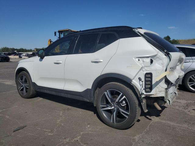 2021 Volvo Xc40 T5 R-Design VIN: YV4162UM1M2515544 Lot: 59887494