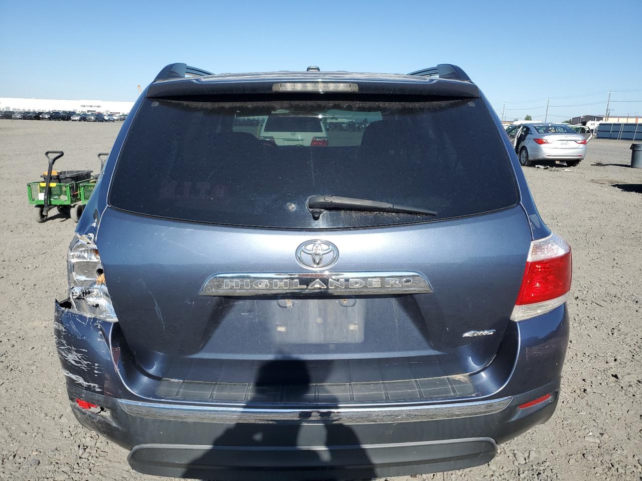 5TDBK3EH1BS078919 2011 Toyota Highlander Base