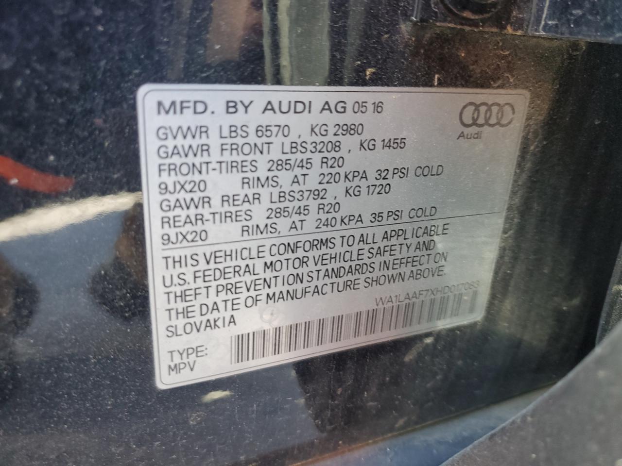 WA1LAAF7XHD017083 2017 Audi Q7 Premium Plus