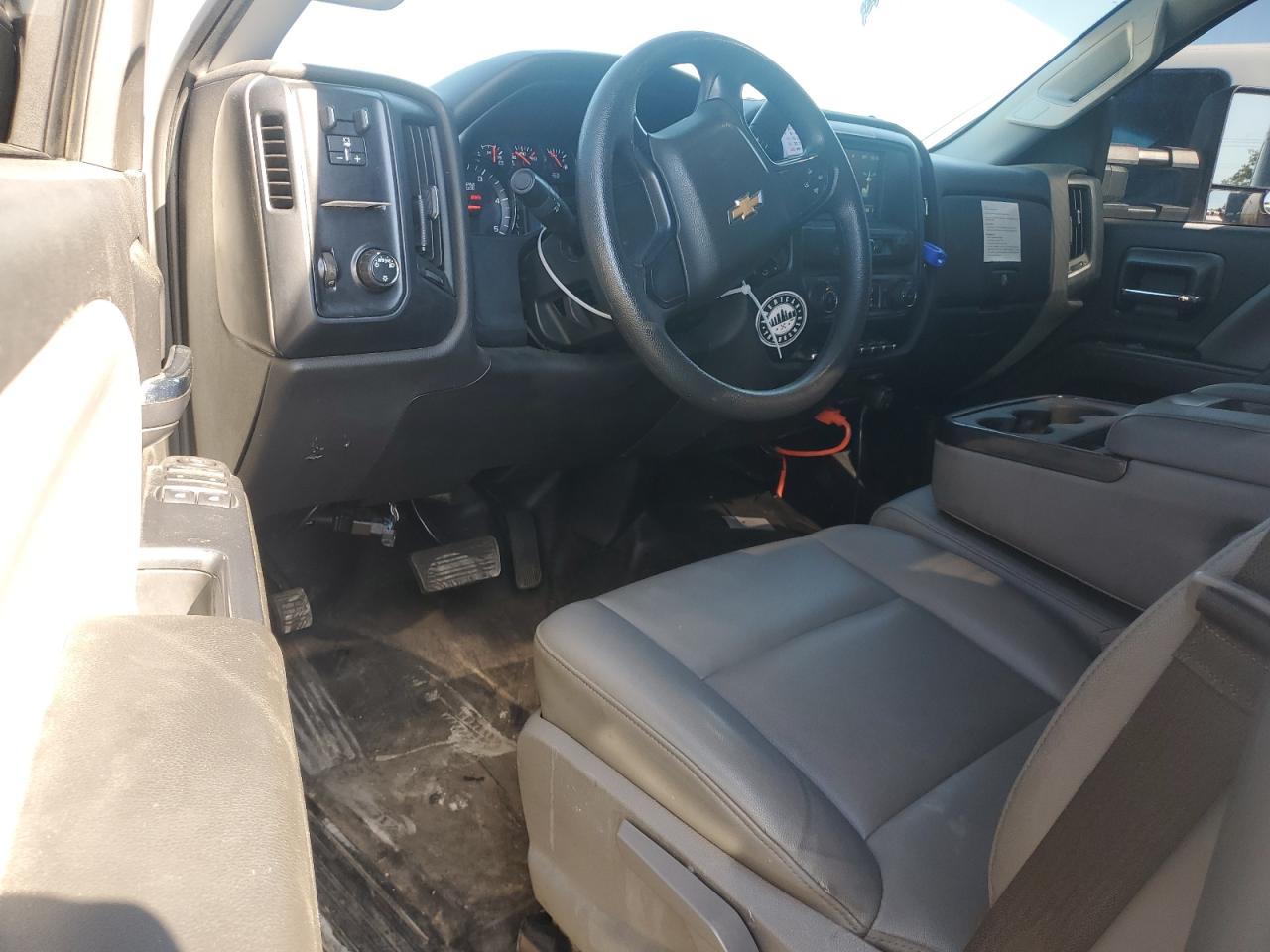 1HTKHPVK4KH600662 2019 Chevrolet Silverado Medium Duty