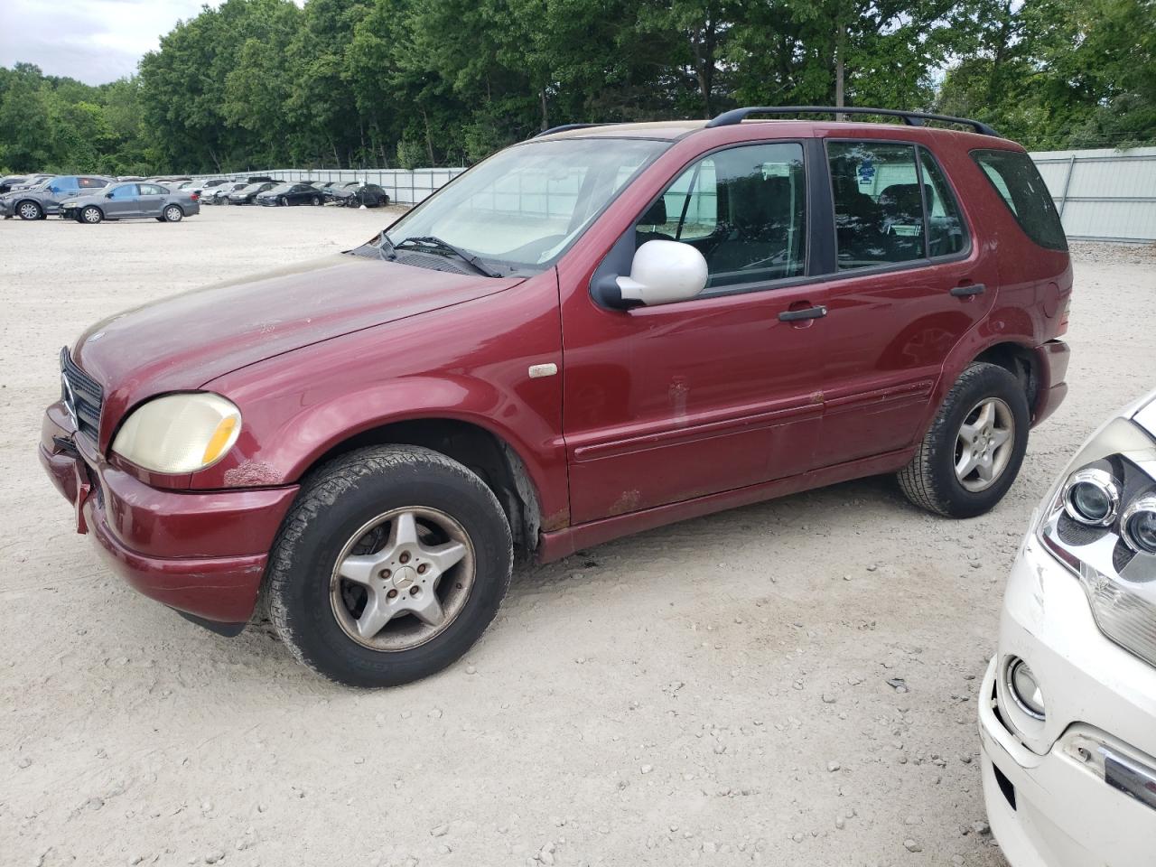 4JGAB54E4YA156531 2000 Mercedes-Benz Ml 320