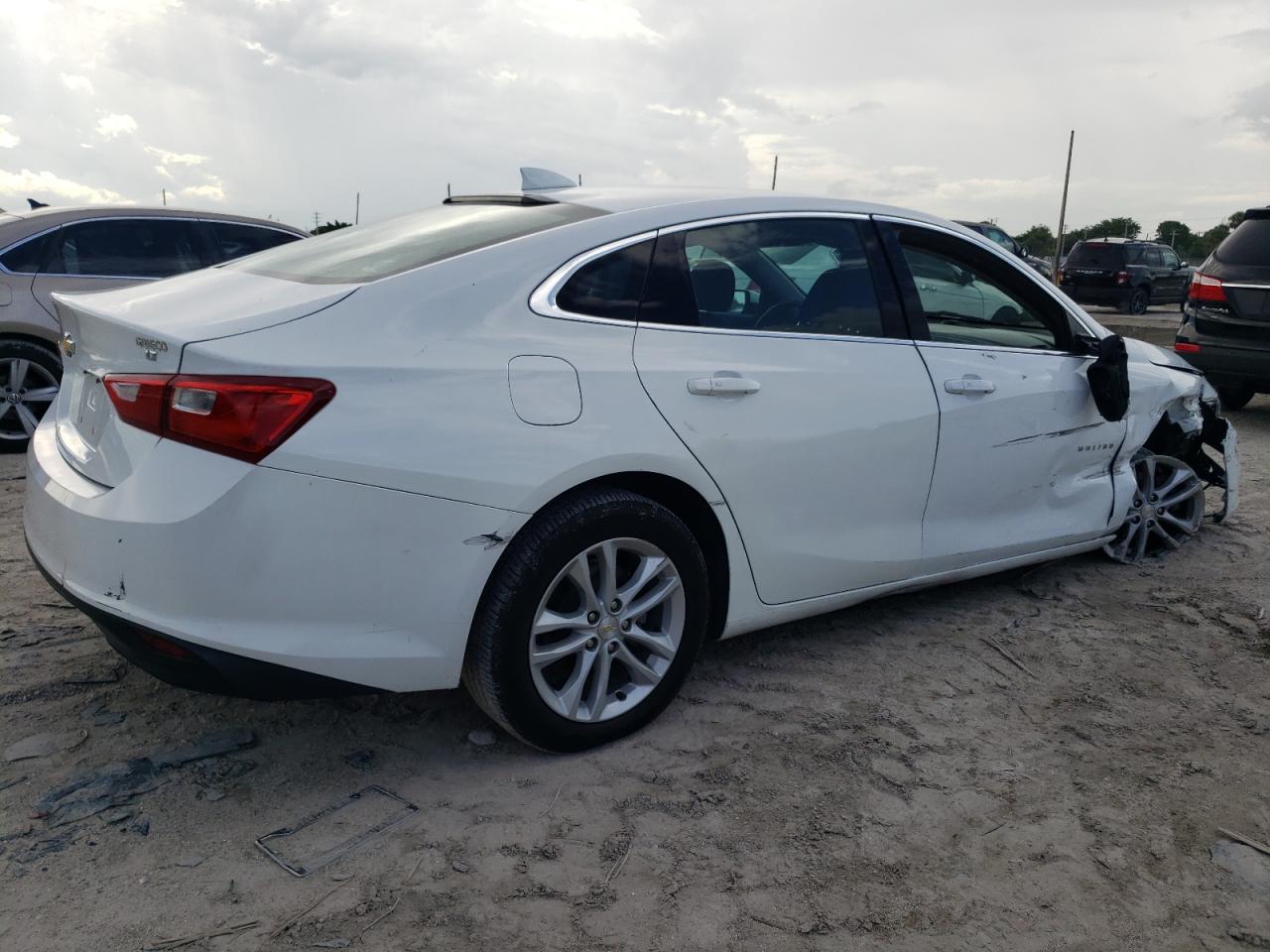 2018 Chevrolet Malibu Lt vin: 1G1ZD5ST3JF152832