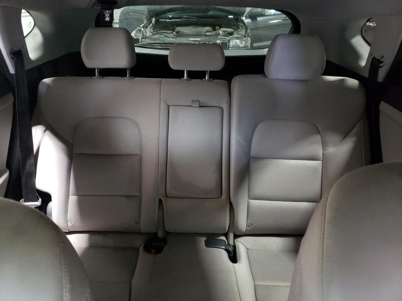 KM8J3CA44JU777575 2018 Hyundai Tucson Sel