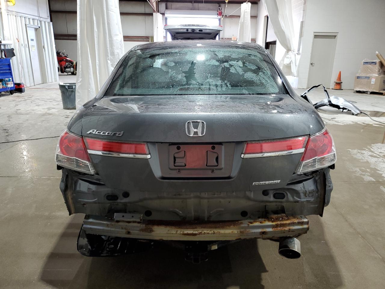 1HGCP2F60BA020358 2011 Honda Accord Se