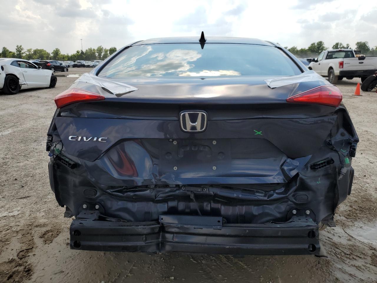 2HGFC2F88HH545060 HONDA CIVIC 2017