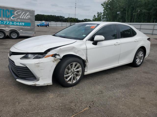 2022 Toyota Camry, LE