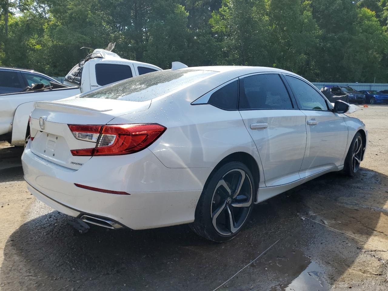 1HGCV1F37KA142768 HONDA ACCORD 2019