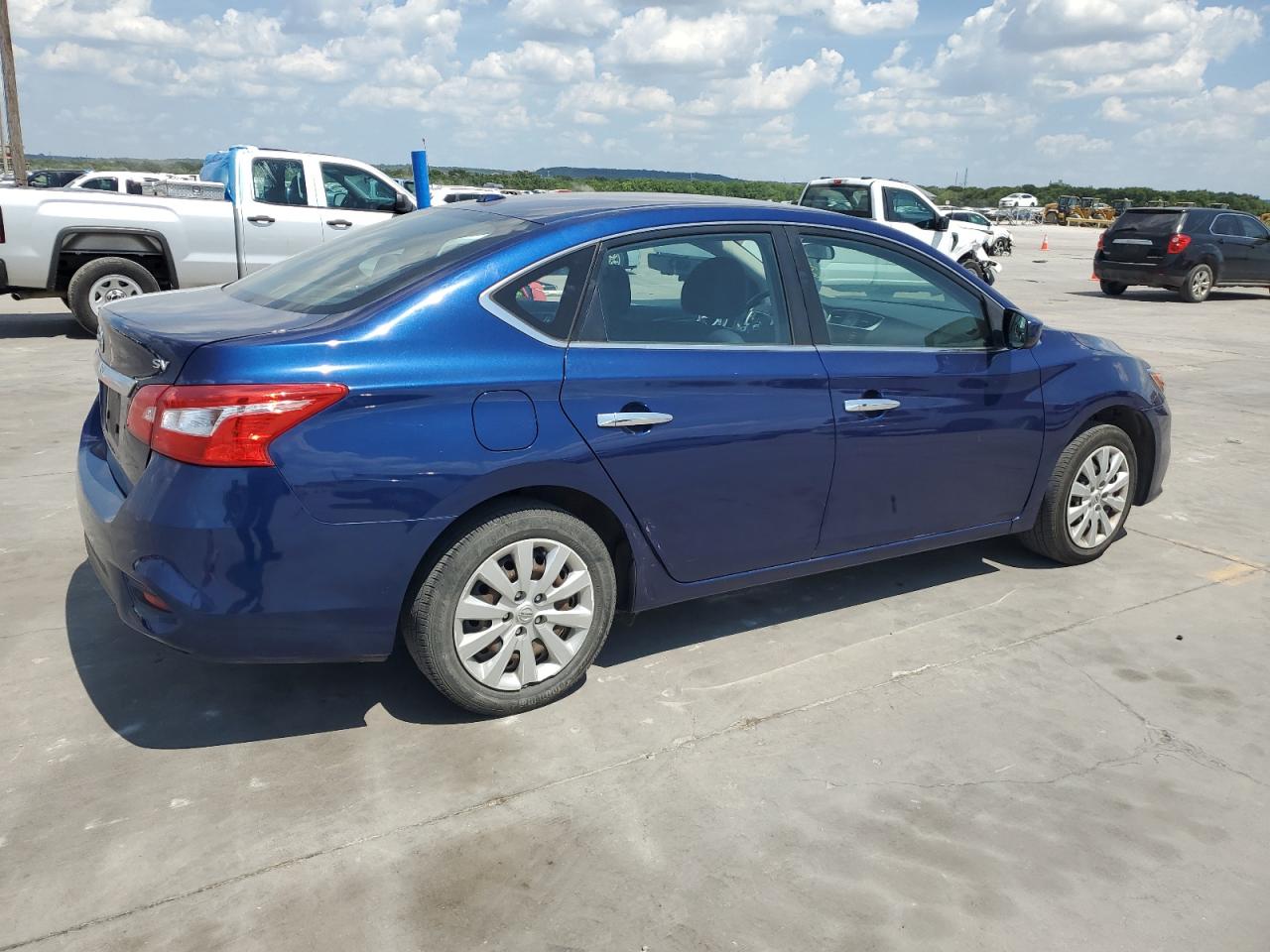 2017 Nissan Sentra S vin: 3N1AB7AP5HL643545