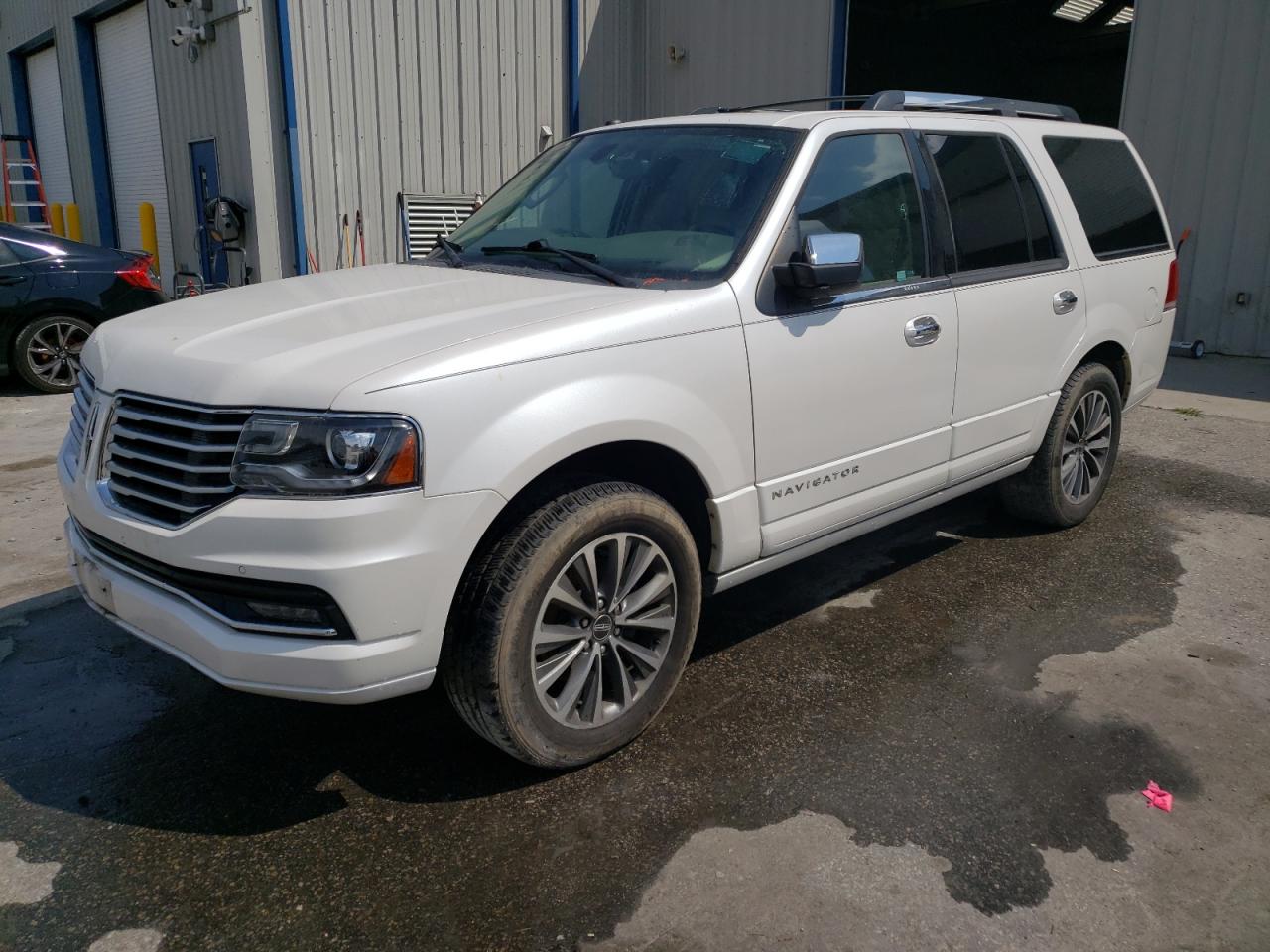 5LMJJ2JT8HEL08806 2017 Lincoln Navigator Select