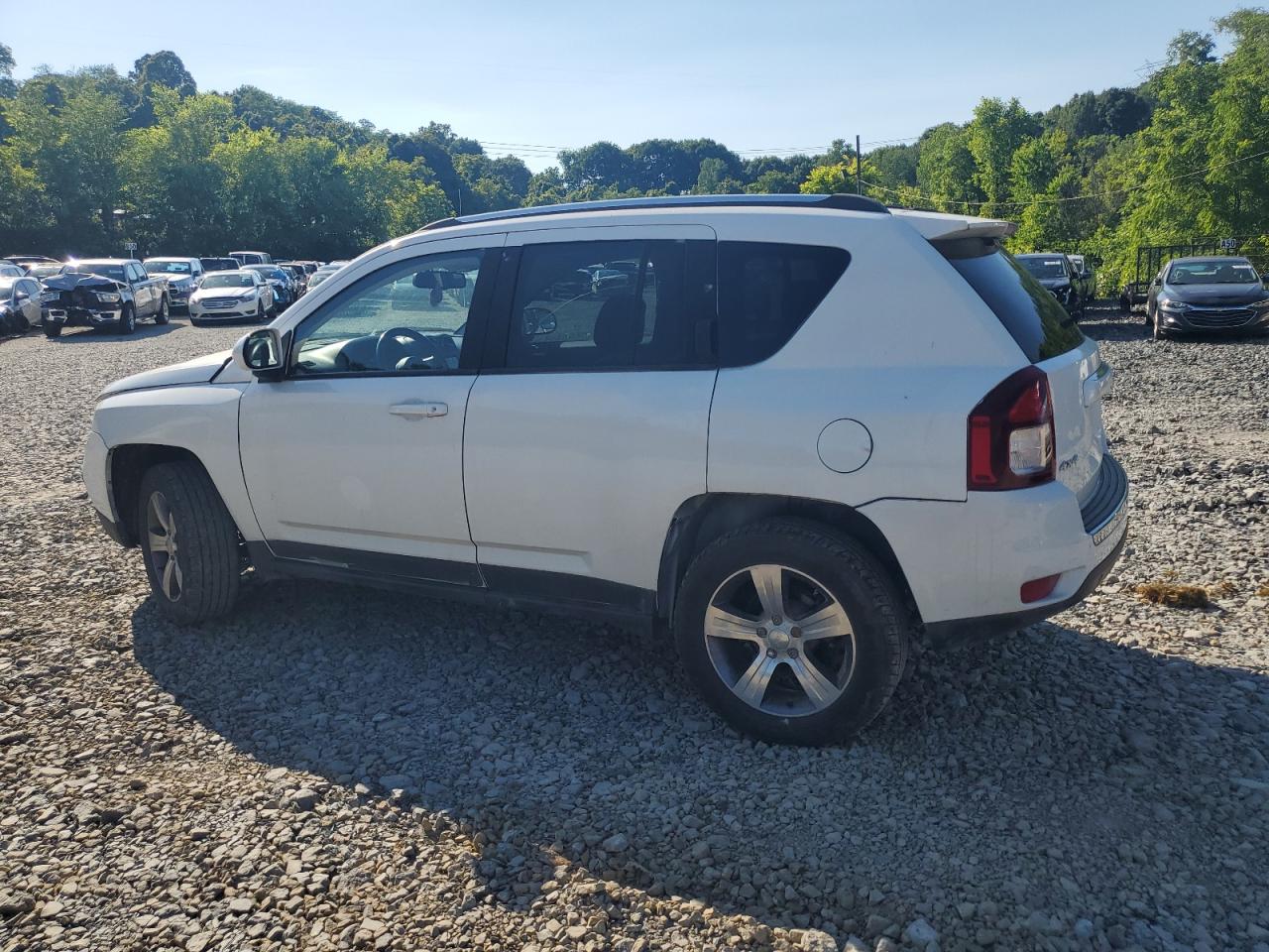 1C4NJDEB3HD100182 2017 Jeep Compass Latitude