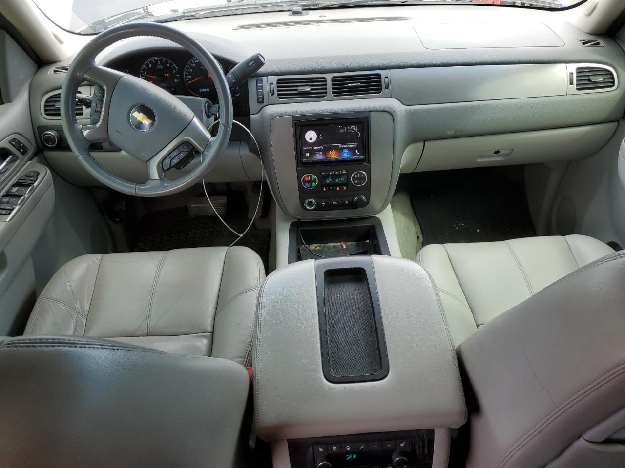 1GNUKBE00AR273816 2010 Chevrolet Tahoe K1500 Lt