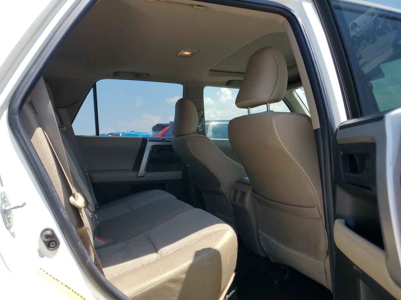 JTEZU5JR2B5031709 2011 Toyota 4Runner Sr5