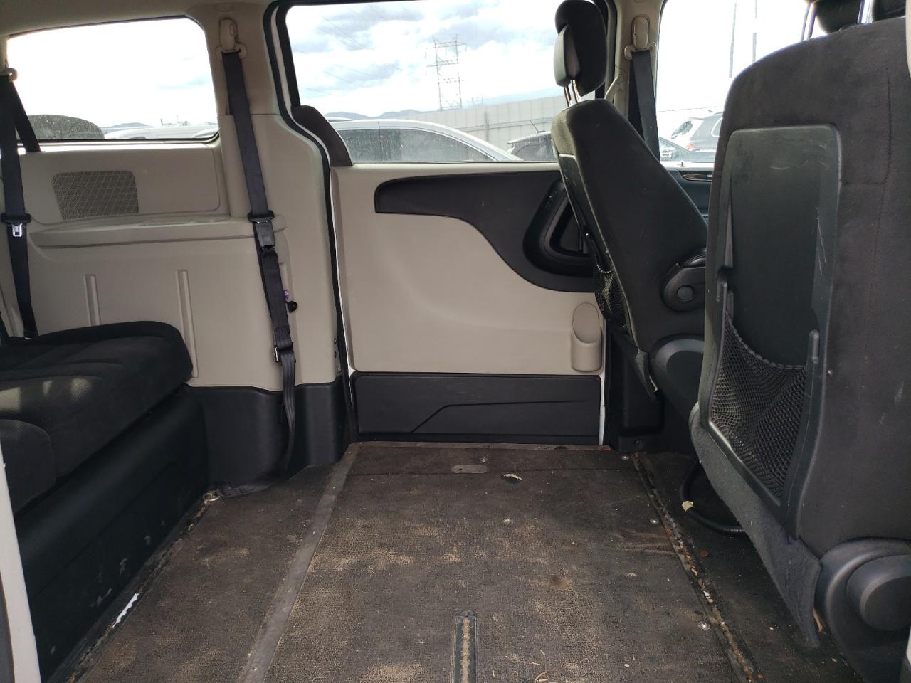 2C4RDGCG3FR548764 2015 Dodge Grand Caravan Sxt